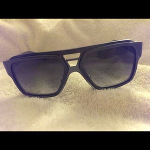 Authentic Louis Vuitton sun glasses